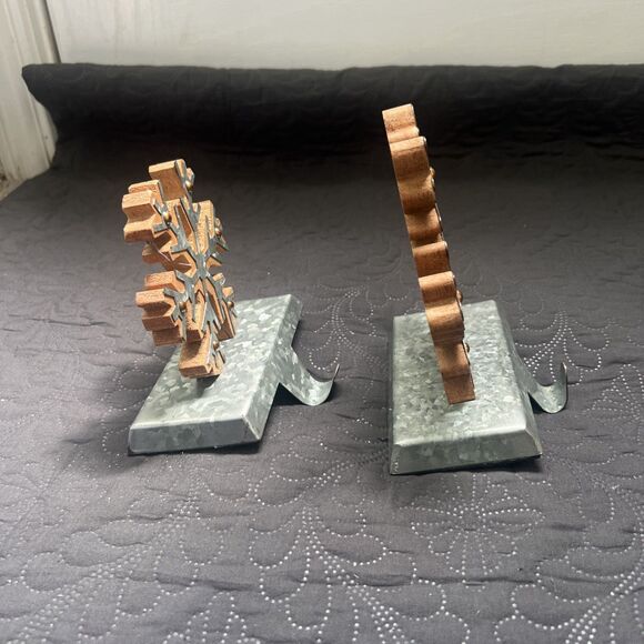 Snowflake Galvanized Metal Stocking Holder Set of 2 Christmas Holiday Farmhouse - Picture 4 of 8